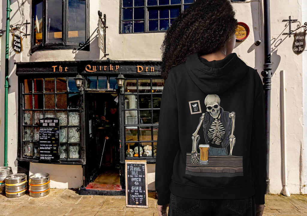 The Quirky Den = Skelton at the bar
